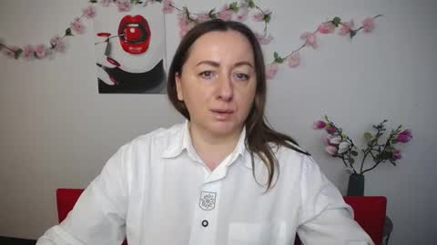 abbytaylorr online show from 11/27/25, 07:21