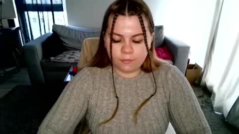 Snapshot of abbyvibe chatting on 10/16/25, 02:07 abbyvibe online show from 10/16/25, 02:07