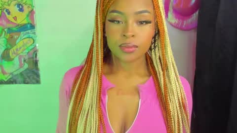 Simone    may online show from 02/08/25, 07:04