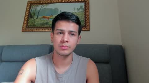 Independence model AbelAsburgo online show from 10/02/25, 09:49