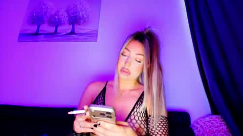 abella_soleill online show from 06/15/26, 04:58