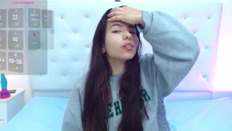 BELLA online show from 10/03/25, 04:09