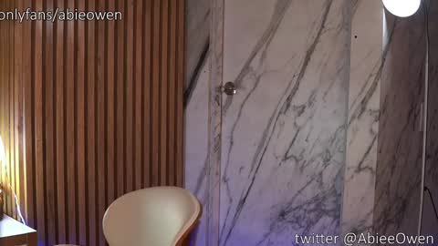 abie_owen online show from 09/09/25, 10:20