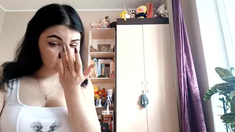 Abi online show from 10/16/25, 07:09