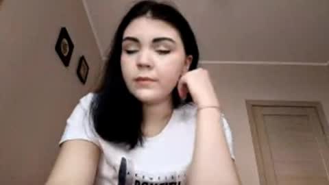 Abi online show from 10/28/25, 10:41