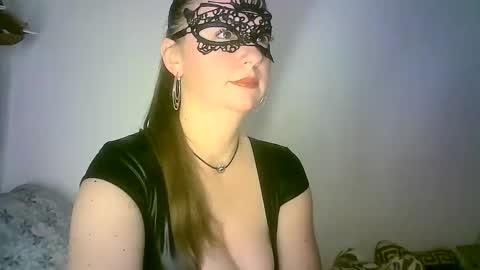 GoldenFish online show from 12/11/24, 05:00