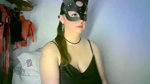 GoldenFish online show from 02/17/25, 07:21