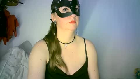GoldenFish online show from 03/02/25, 01:04