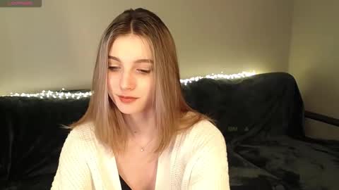 Snapshot of abigailwills chatting on 03/12/26, 02:01 Abigail online show from 03/12/26, 02:01