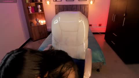 Abigail online show from 03/03/25, 09:05