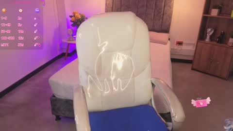 Abigail online show from 09/26/25, 08:35