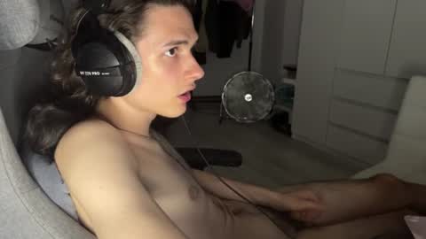 hi  cum in pvt noi extra tip online show from 08/02/26, 05:00