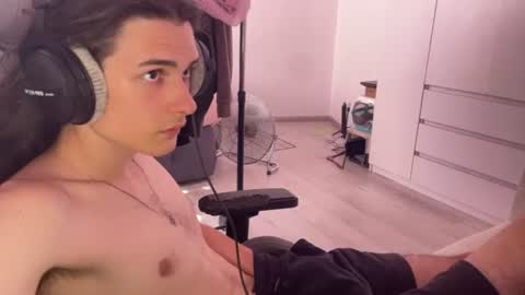 hi  cum in pvt noi extra tip online show from 08/03/26, 11:26