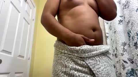 aboveaverage39 online show from 10/29/25, 07:43