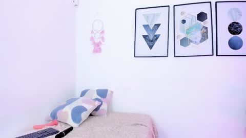 Abriil online show from 02/19/25, 06:44