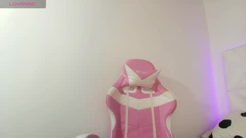 Abril  online show from 10/03/25, 10:34