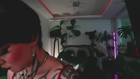 April  online show from 06/09/26, 02:01