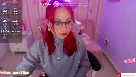 abril_ch_ online show from 01/02/25, 10:48