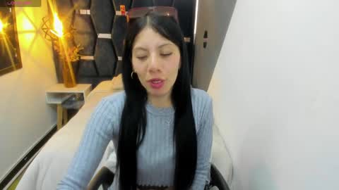 Snapshot of abril_fox__ chatting on 04/07/26, 09:15 Abril Fox online show from 04/07/26, 09:15