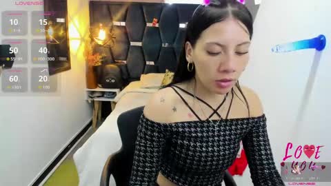 Snapshot of abril_fox__ chatting on 04/09/26, 08:14 Abril Fox online show from 04/09/26, 08:14
