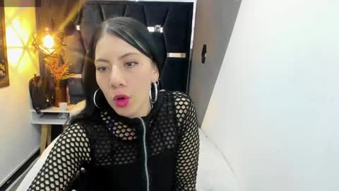 Snapshot of abril_fox__ chatting on 04/17/26, 09:40 Abril Fox online show from 04/17/26, 09:40