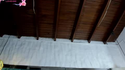 abril_gomez_11 online show from 05/16/26, 07:45