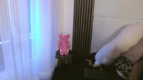 Snapshot of abril_lottie4 chatting on 03/06/25, 05:11 ABRIL online show from 03/06/25, 05:11