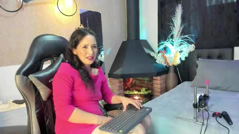 Snapshot of abril_riios chatting on 05/23/26, 02:21 Abril online show from 05/23/26, 02:21