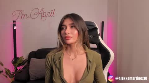 Snapshot of abril_w18 chatting on 03/01/25, 02:48 My name is Alexa. Please say hello I like to chat with you. If you have requests please use tip online show from 03/01/25, 02:48