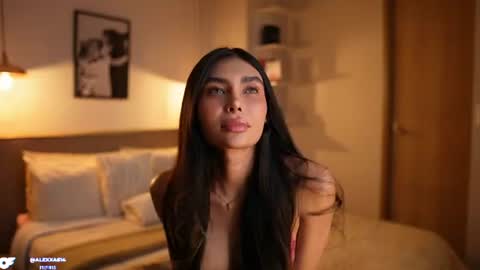 My name is Alexa. Please say hello I like to chat with you. If you have requests please use tip online show from 07/15/26, 09:20