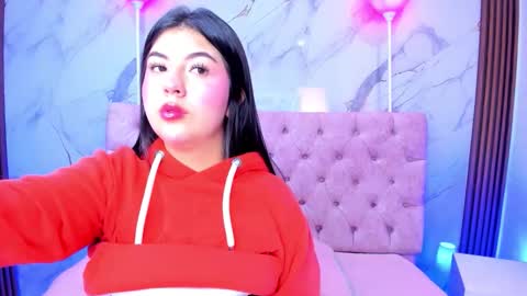 Snapshot of abrilquintana chatting on 03/11/26, 11:27 Abril online show from 03/11/26, 11:27