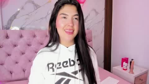 Snapshot of abrilquintana chatting on 04/29/26, 11:36 Abril online show from 04/29/26, 11:36