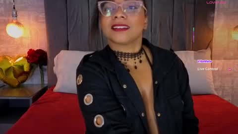 abrilsantana_ online show from 10/05/25, 04:00
