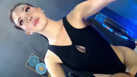 Miss Sophie online show from 09/14/25, 02:33