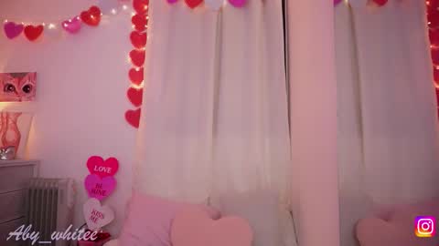Snapshot of aby_whitee chatting on 03/16/26, 06:06 Aby online show from 03/16/26, 06:06