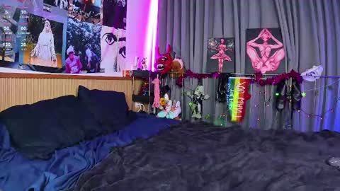 my main acc  sistoned online show from 06/28/26, 02:01