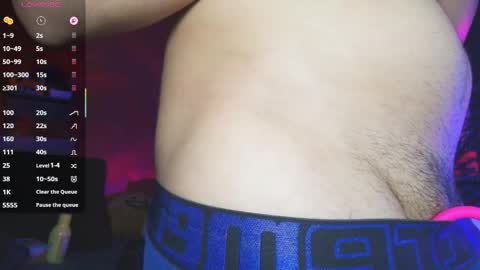 Snapshot of ace_xero chatting on 10/14/25, 10:43 ace_xero online show from 10/14/25, 10:43