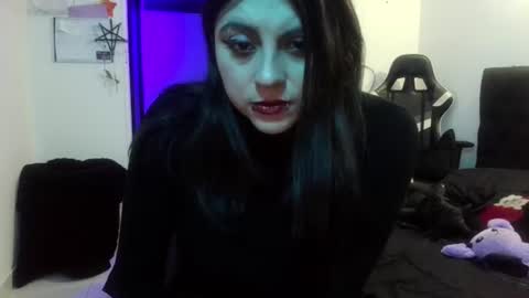 Alice online show from 06/11/26, 02:22