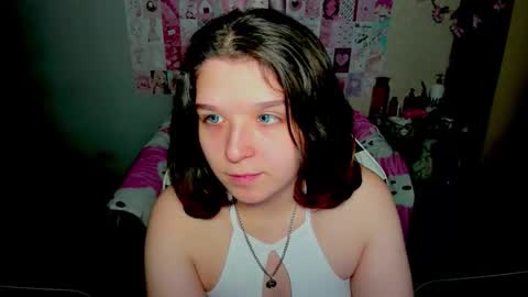 Snapshot of acid_kate chatting on 11/18/25, 12:49 Kate online show from 11/18/25, 12:49