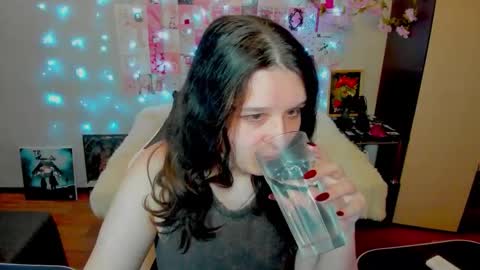 Kate online show from 05/22/26, 01:13