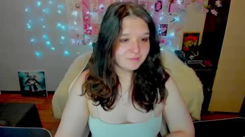 Kate online show from 07/08/26, 11:42