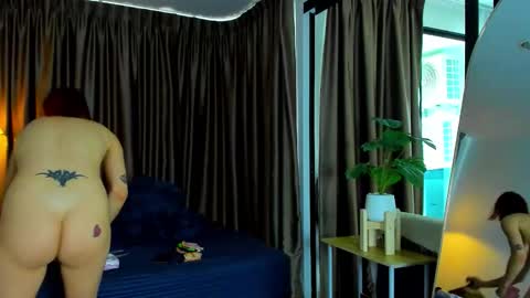 Snapshot of acidlampa420 chatting on 10/22/25, 05:52 MAIYA online show from 10/22/25, 05:52