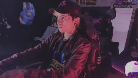 Acid Milo online show from 07/19/26, 03:49