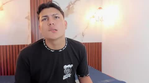 Snapshot of actisain chatting on 09/19/25, 02:29 actisain online show from 09/19/25, 02:29