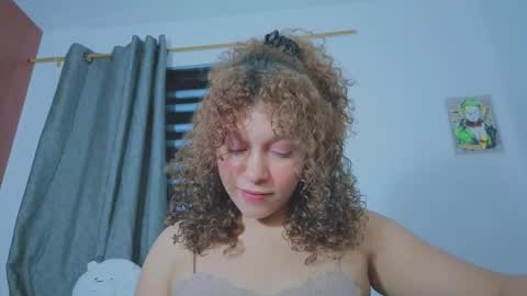 Snapshot of ada_gales_ chatting on 03/06/26, 04:42 Isa online show from 03/06/26, 04:42