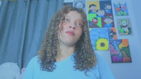 Snapshot of ada_gales_ chatting on 03/27/26, 03:01 Isa online show from 03/27/26, 03:01