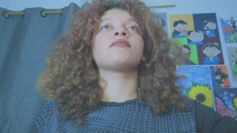 Snapshot of ada_gales_ chatting on 04/01/26, 04:57 Isa online show from 04/01/26, 04:57