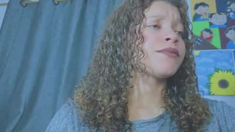 Snapshot of ada_gales_ chatting on 04/07/26, 04:35 Isa online show from 04/07/26, 04:35