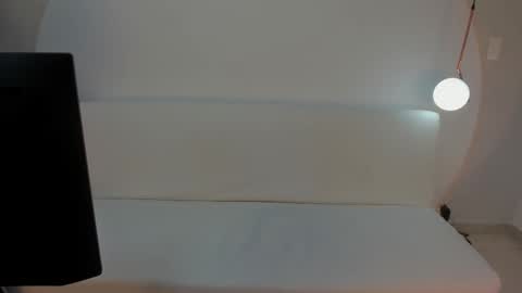 Snapshot of ada_monroe10 chatting on 01/06/26, 01:48 online show from 01/06/26, 01:48
