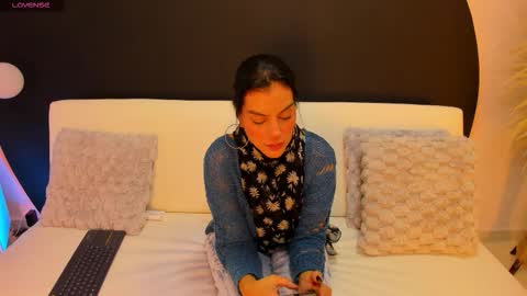 Snapshot of ada_monroe10 chatting on 02/06/26, 01:58 online show from 02/06/26, 01:58